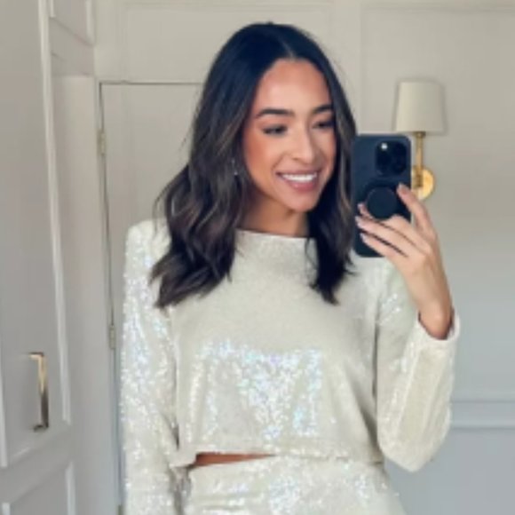 Dynamite White Sequin Long Sleeve Crewneck Top NWTO *SIZE XXS* - Picture 4 of 8